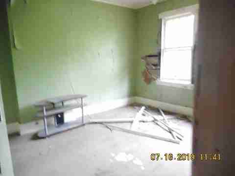 9131 N Martindale (18)_m.jpg